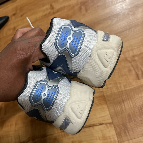 New Balance 725 💙 - Picture 8 of 9